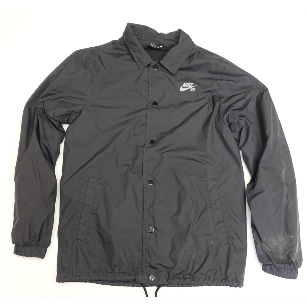 Nike SB Jacket Mens Small Black Shield Snap Lightweight Windbreaker